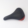 Sella nera e rossa per bicicletta da spinning 26,5 x 17,5 cm per tubo da 22-23 mm