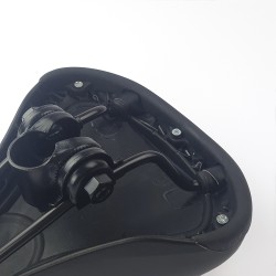 Selle noire et grise de vélo spinning de 26,5 x 17,5 cm pour tube de 22-23mm